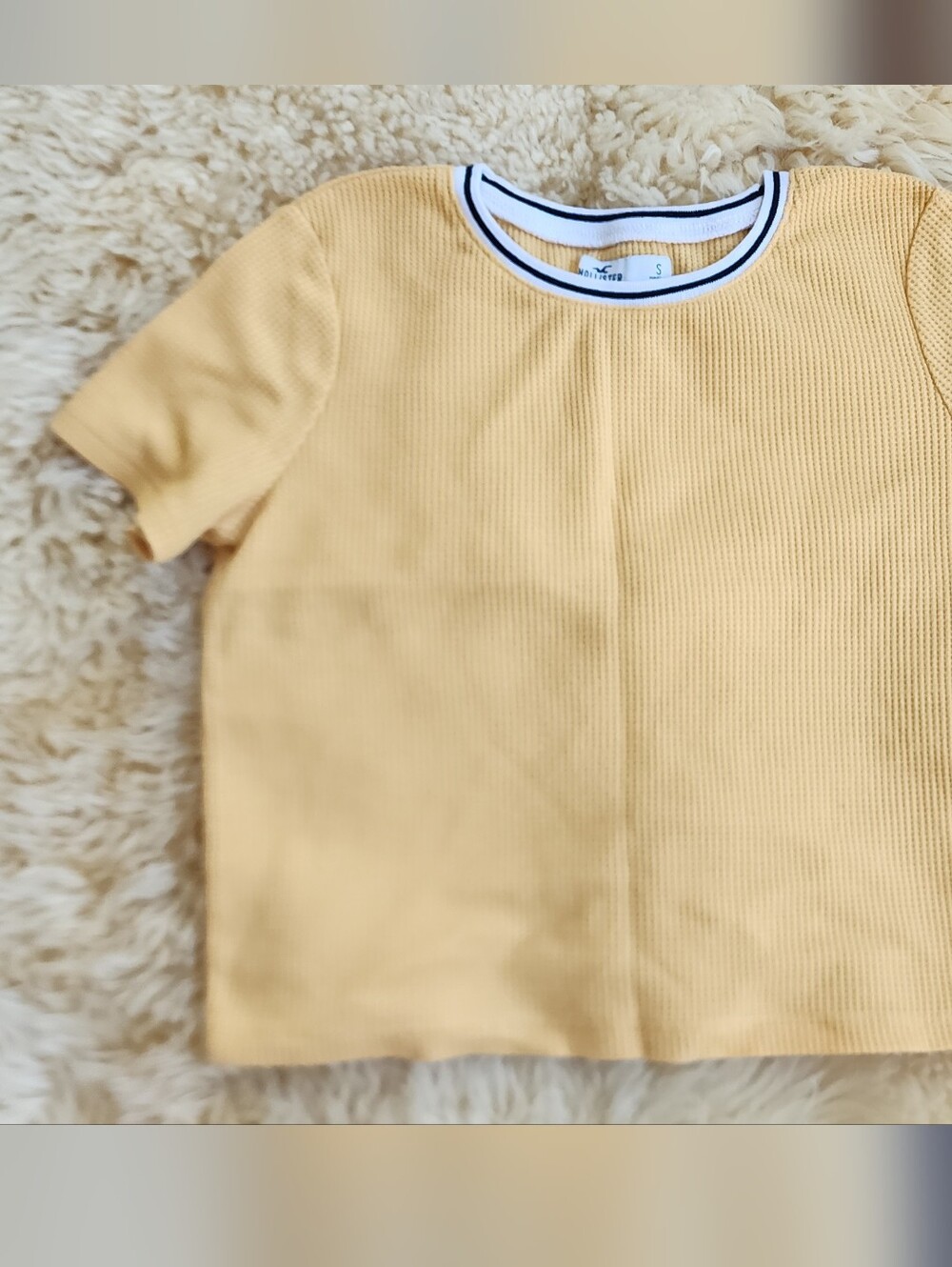 Hollister Yellow Ribbed Short Sleeve Tee with Contrast Trim